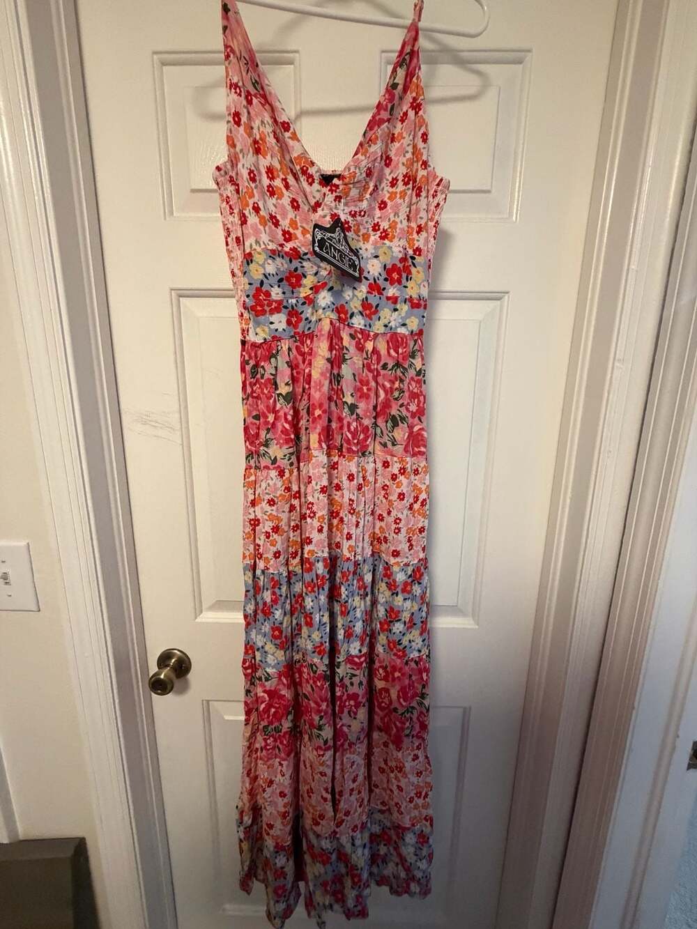 Angie Floral Maxi Dress Size L Pink Multi Tiered V-Neck